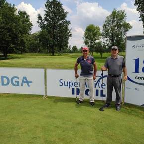 Engelliler Golf Milli takımı sporcularımızdan Mehmet Kazan ve Ahmet Özyazıcı İtalya’da ilk günü başarıyla tamamladı