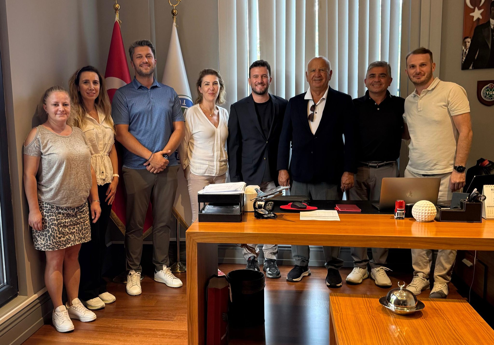 Fikret Öztürk’ten Türkiye Golf Federasyonu İstanbul Ofisine Ziyaret