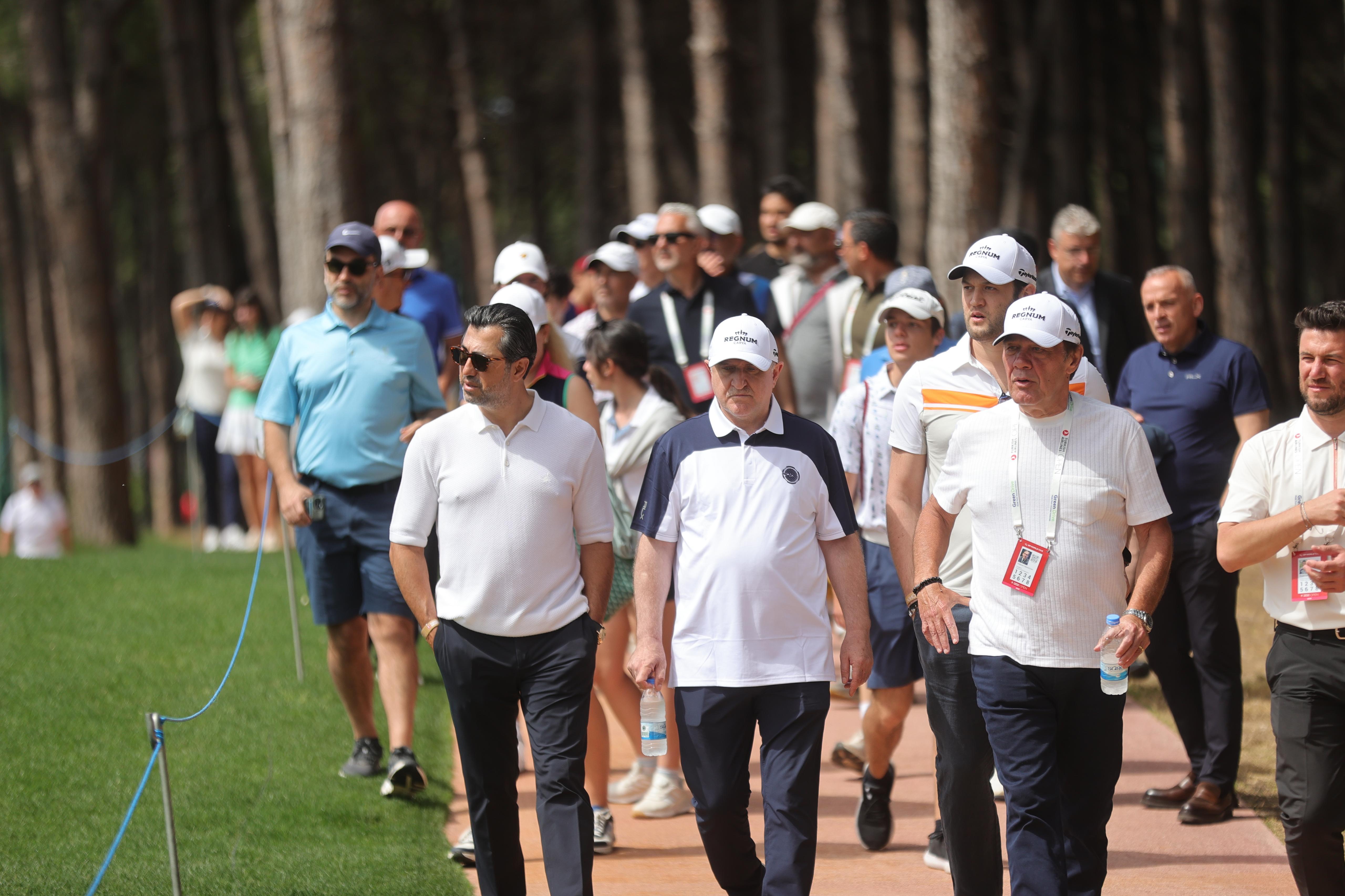 GENÇLİK VE SPOR BAKANI SAYIN DR. OSMAN AŞKIN BAK’TAN TURKISH AIRLINES OPEN 2025 TURNUVASINA ZİYARET