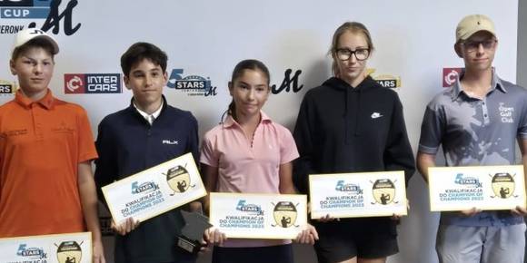 Milli Sporcumuz Ada Narin, Polonya’dan Kupalarla Dönüyor
